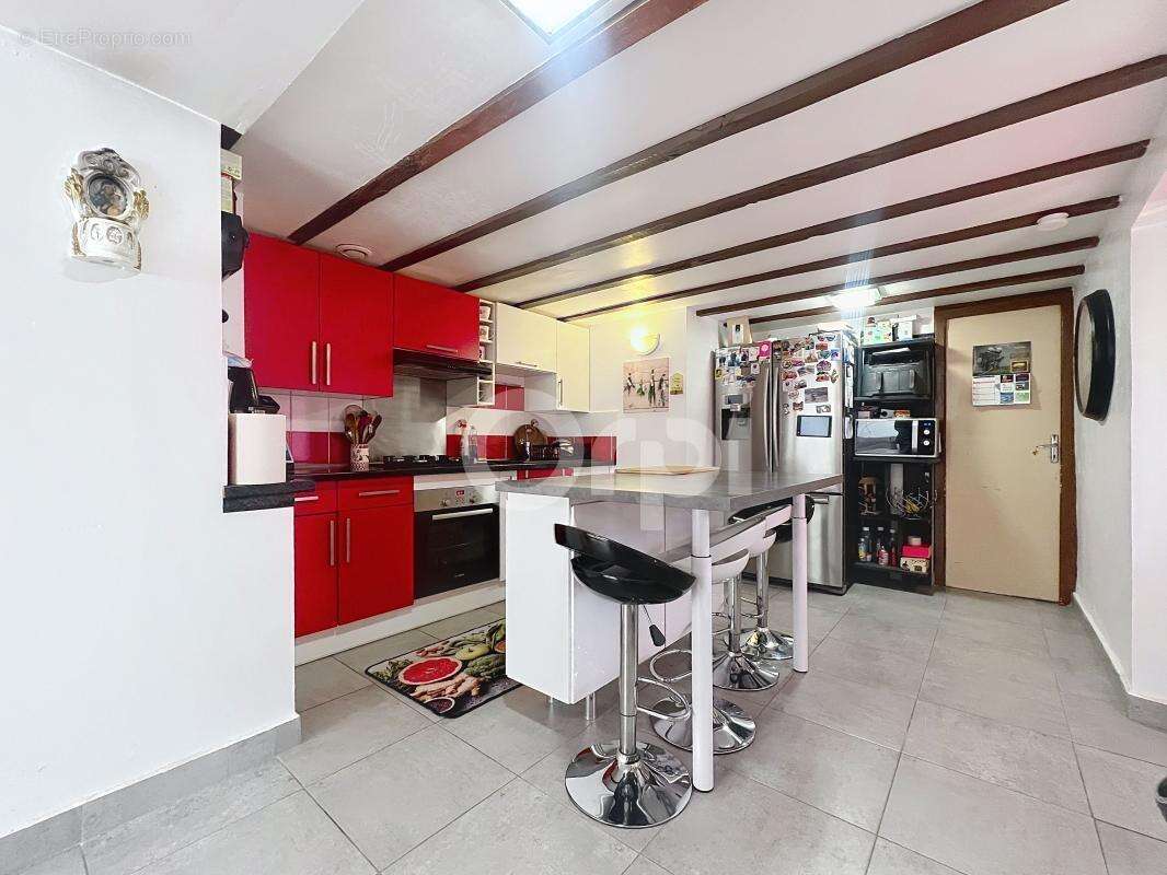 Maison à TERRASSON-LAVILLEDIEU