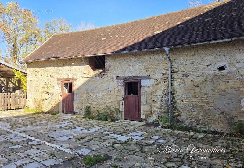 Maison à CHAOURCE
