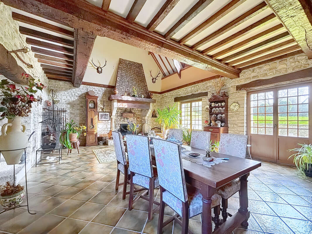 Maison à LIESVILLE-SUR-DOUVE
