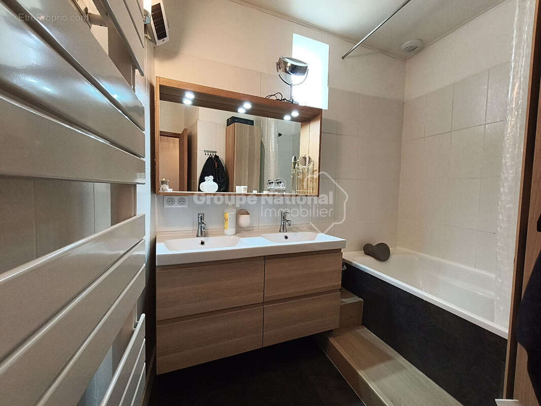 Villa familiale rénovée 197 m² - Piscine - Dépendance - photo 18