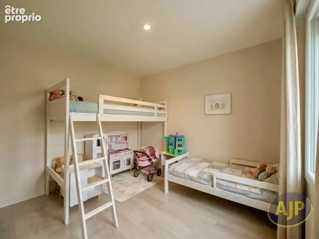 Maison contemporaine, 4 chambres et 1 bureau ! - photo 10