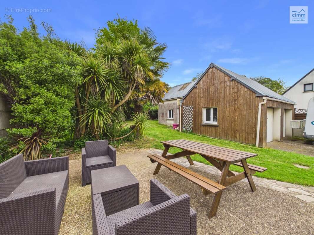 Maison à LES BRULAIS