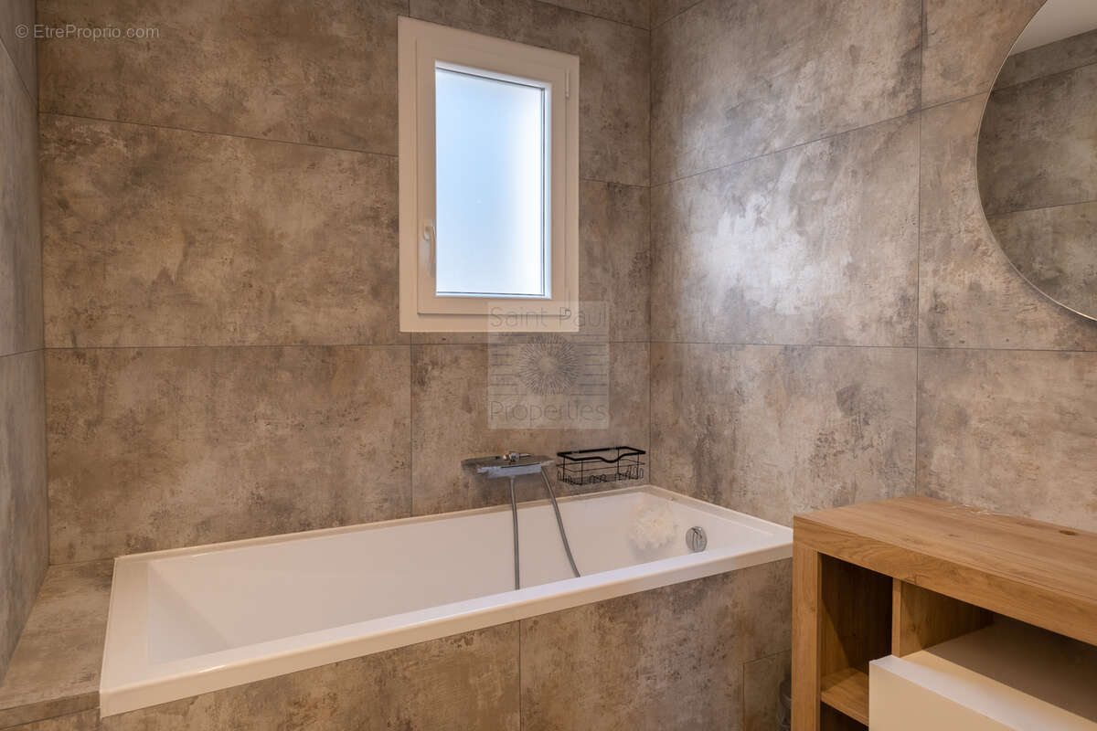 EXCLUSIVITE - TOURRETTES-SUR-LOUP - Maison vue mer panoramique - 147m2 - photo 21
