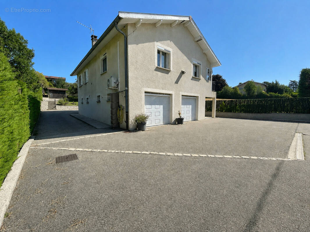 Maison Vienne 145m2 - 4 chambres - Parcelle 1000m2 - Double garage - photo 2