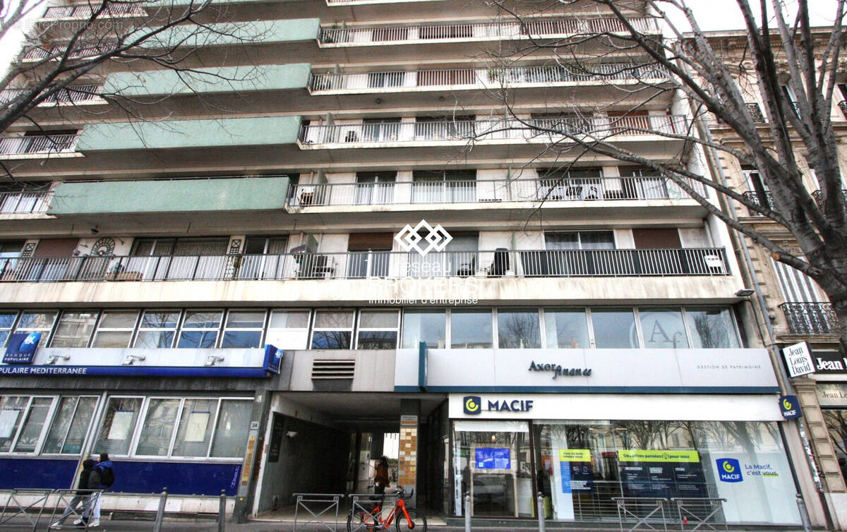 Commerce à MARSEILLE-6E