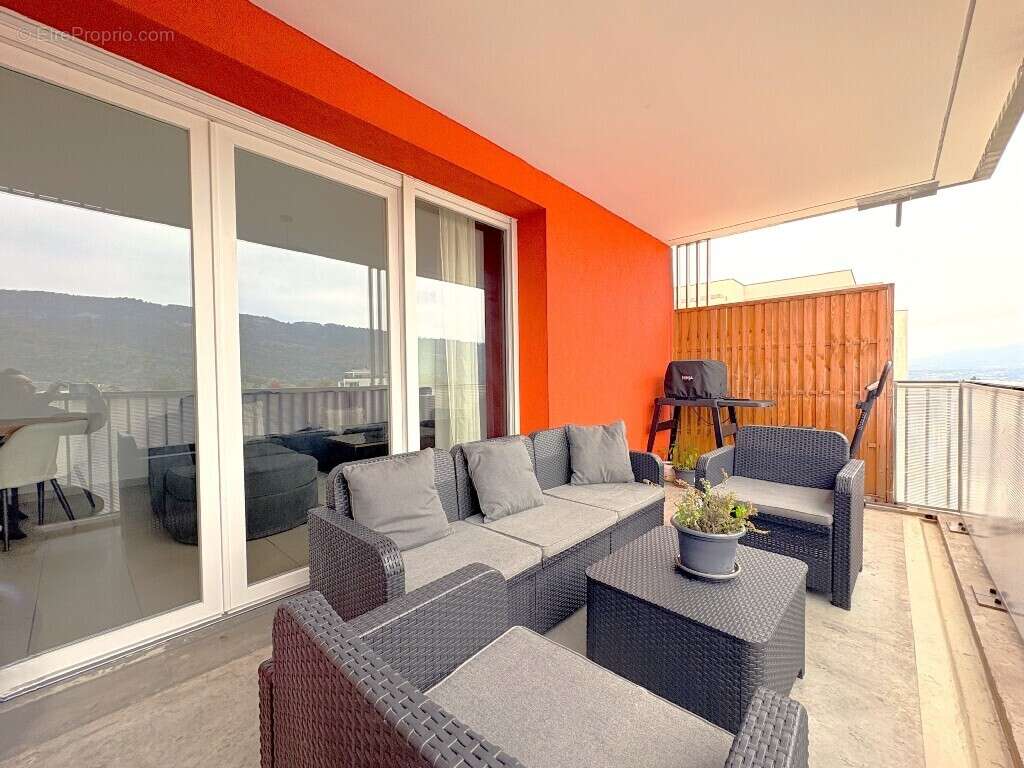 Appartement à SEYNOD