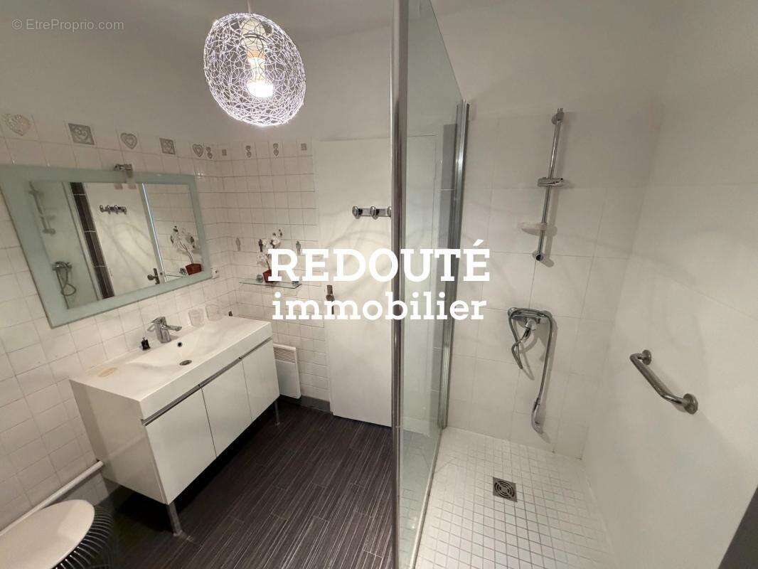 Reims - centre ville - appartement t5 , balcon, box - photo 9