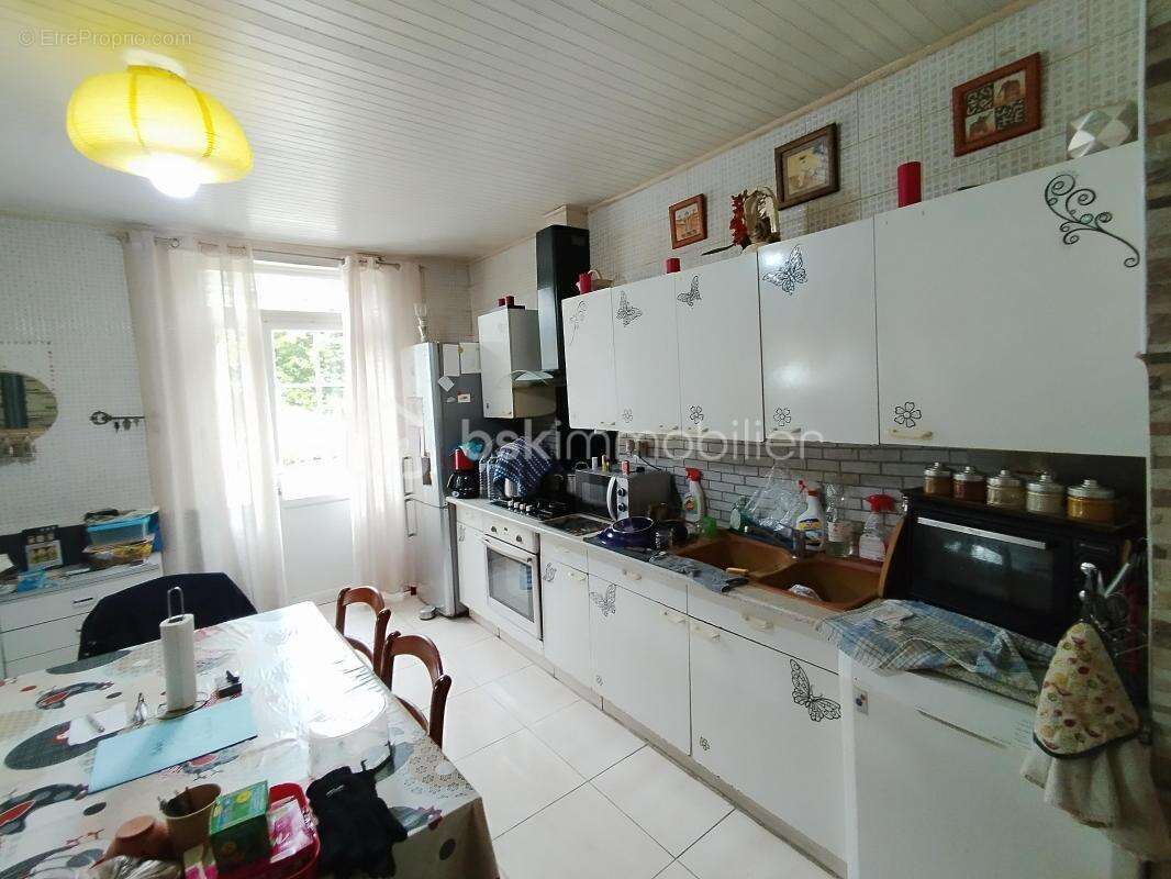 Maison à LAVARDAC