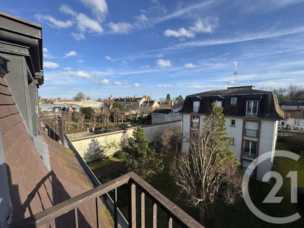 Appartement à FONTAINEBLEAU