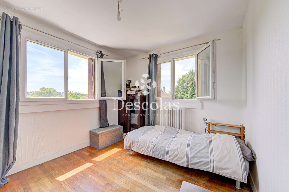 SAINT-GERMAIN-EN-LAYE Quartier Victor Hugo - Maison familiale 9 pièces 202 m2 - photo 14