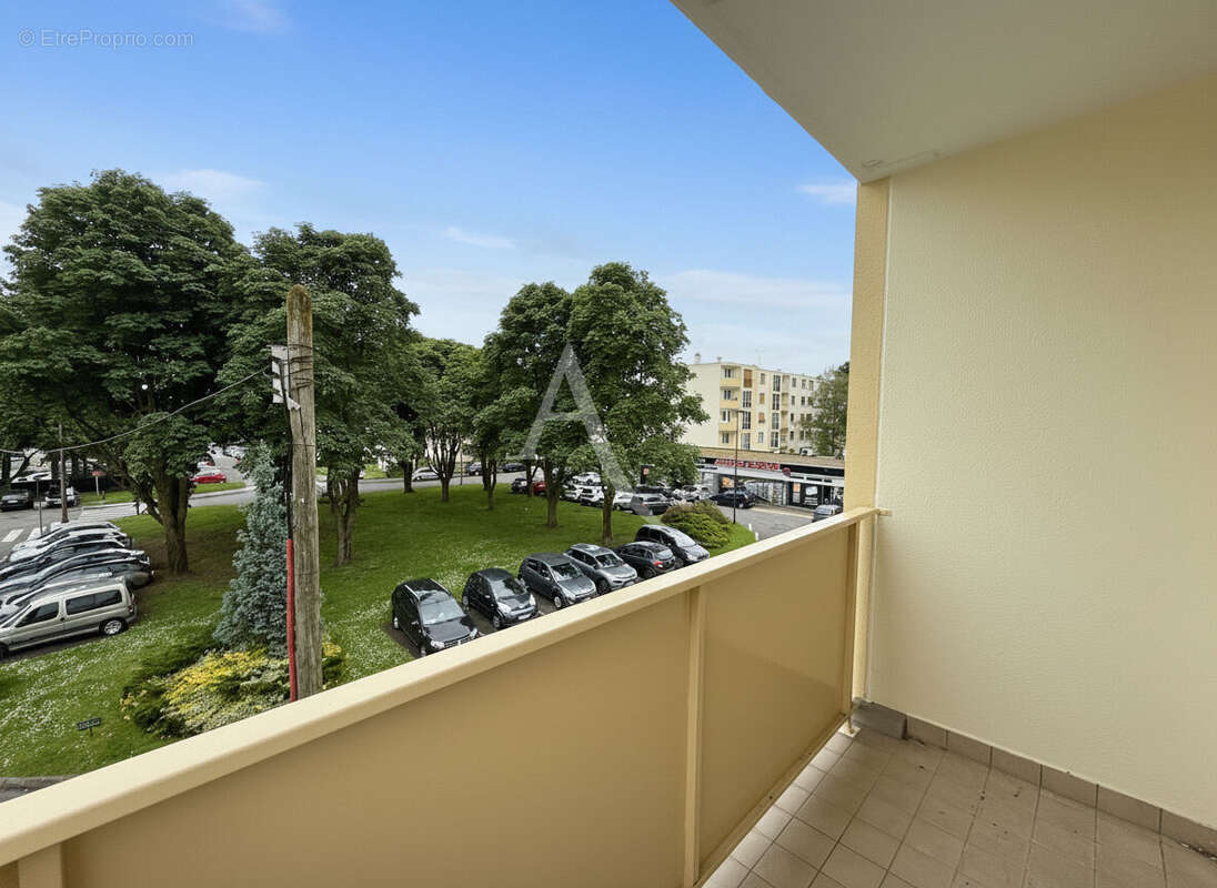 Appartement à BROU-SUR-CHANTEREINE