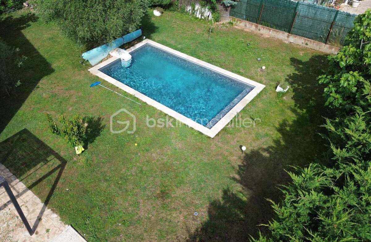Villa avec 5 chambres, garage, piscine, sans vis à vis - photo 3