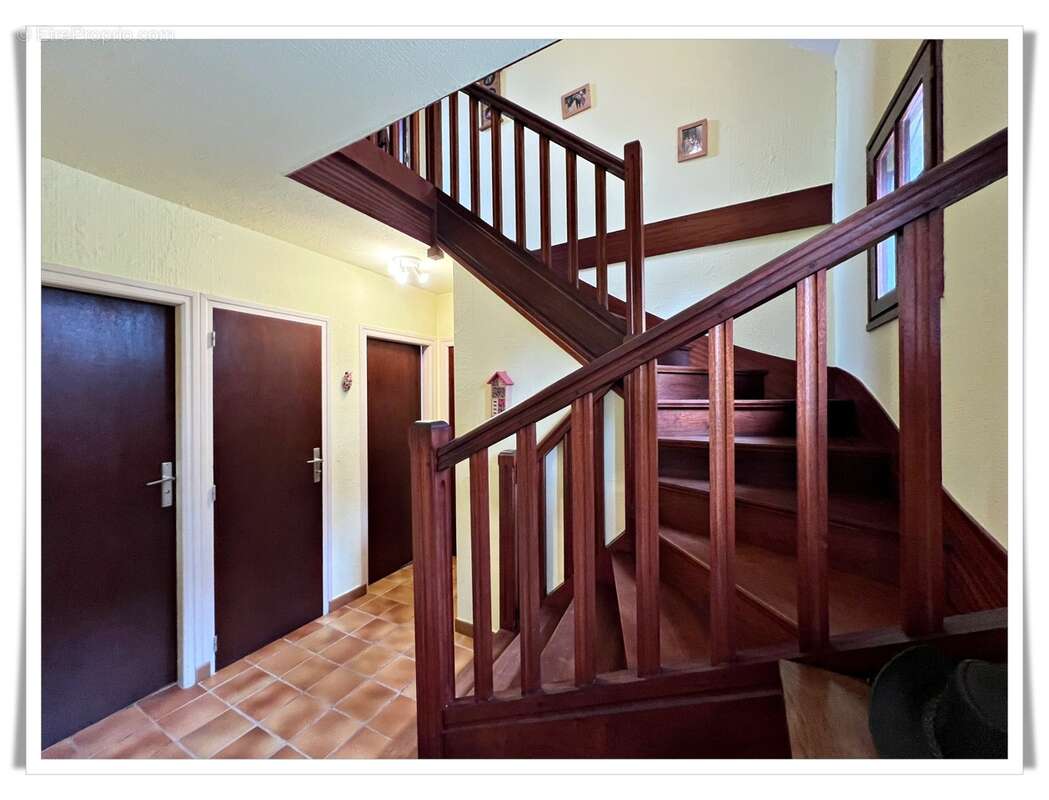 Maison à vendre 6 pièces PLUMELIAU (56) Propriété en pierre au cœur de la nature – Un cadre de vie enchanteur - photo 9