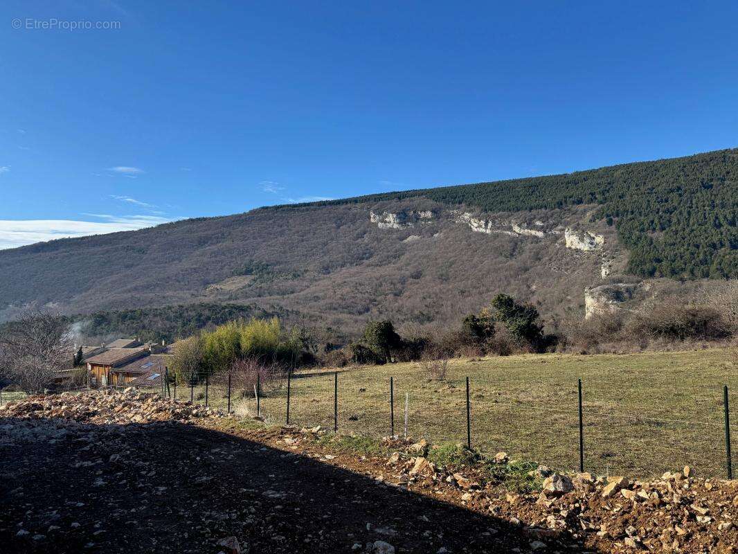 Terrain à PLAN-DE-BAIX