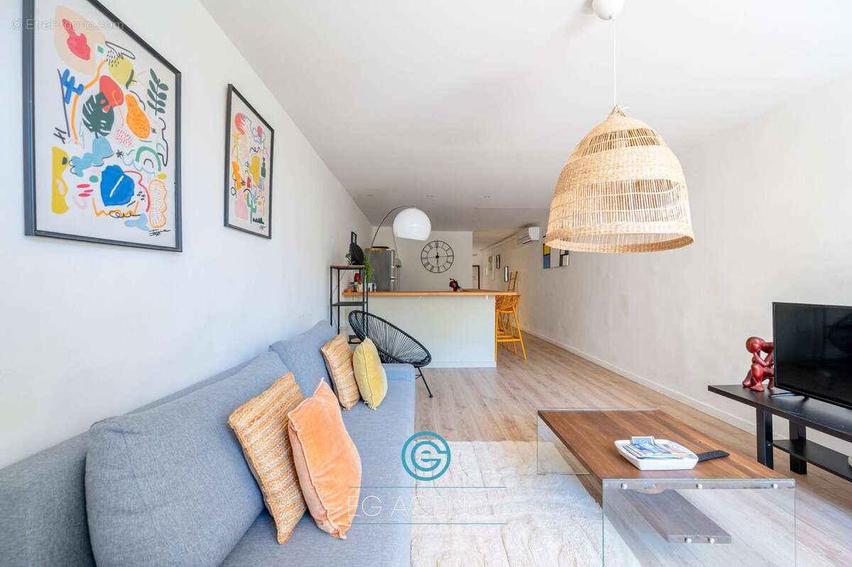 Appartement à MARSEILLE-6E