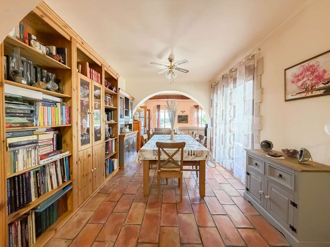 Maison à SAUSSET-LES-PINS