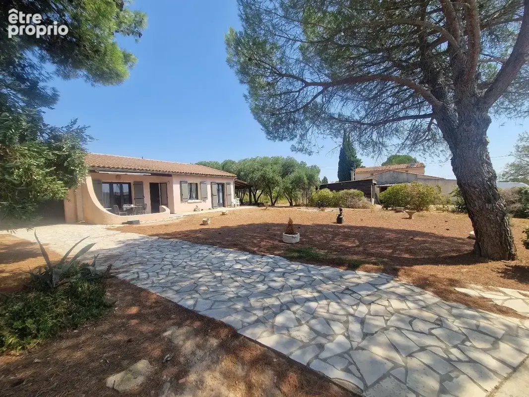 Pavillon 4 faces de plain avec piscine, garage et jardin - photo 10