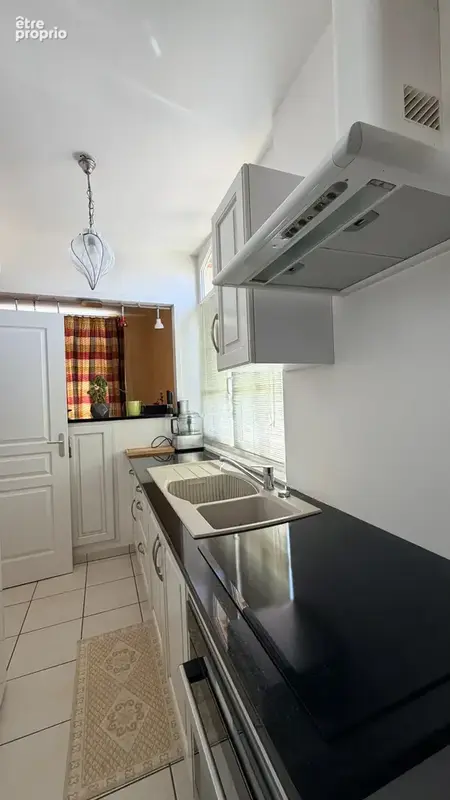 A vendre secteur gare troyes, a sainte-savine duplex 91m2, 3 chambres, un  box, cave 30m2 - photo 4