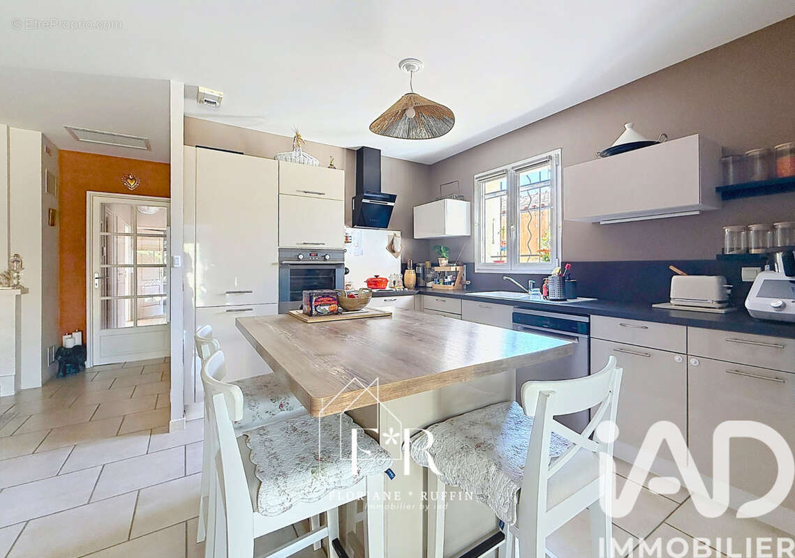 Photo 5 - Maison à SORGUES