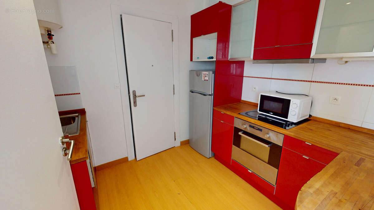 Appartement à BURES-SUR-YVETTE