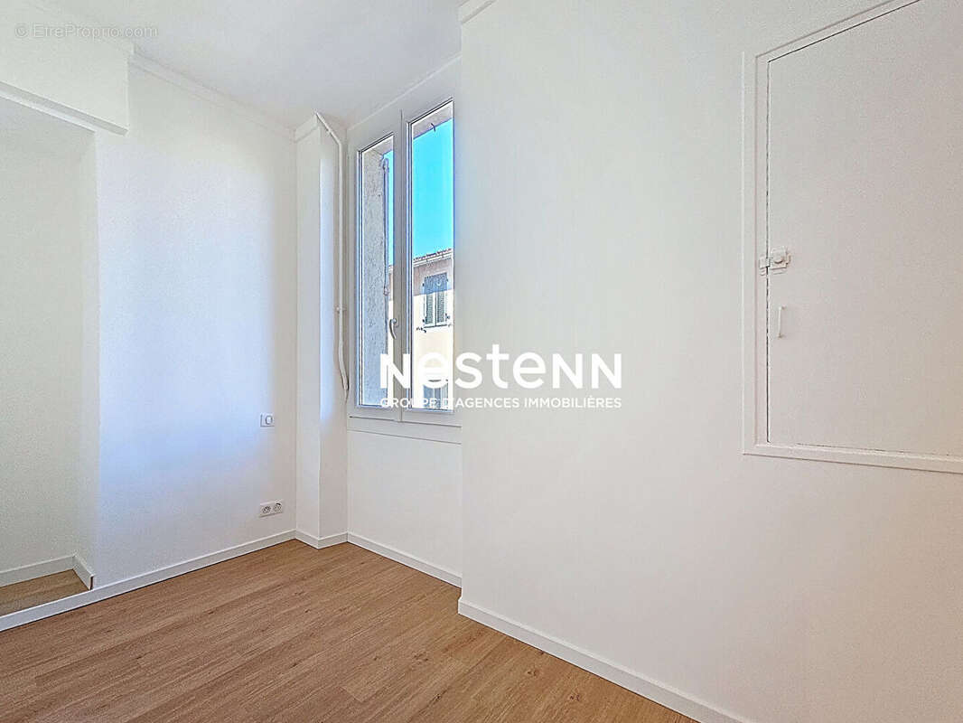 Appartement à VALLAURIS