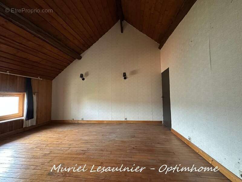 Maison à rénover avec dépendance de 90 m² - photo 8