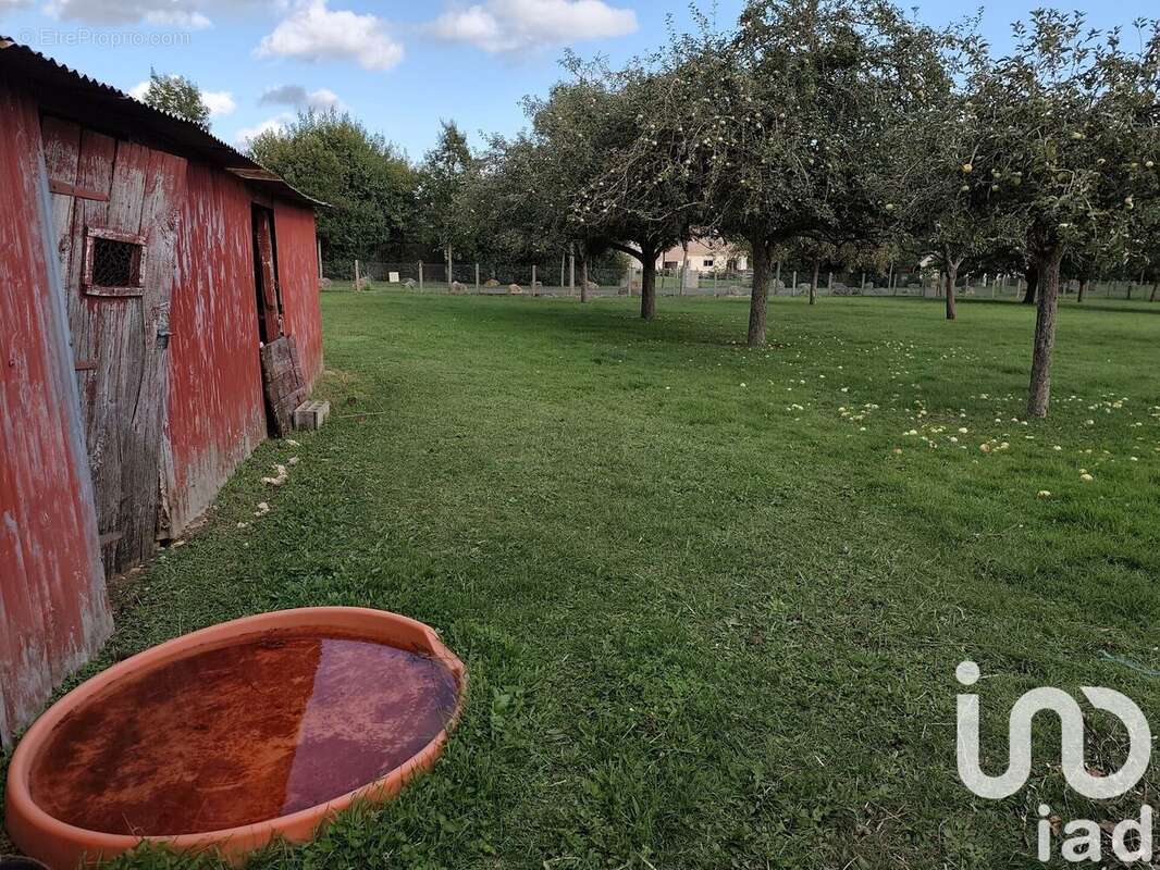 Photo 2 - Terrain à SAINT-COSME-EN-VAIRAIS