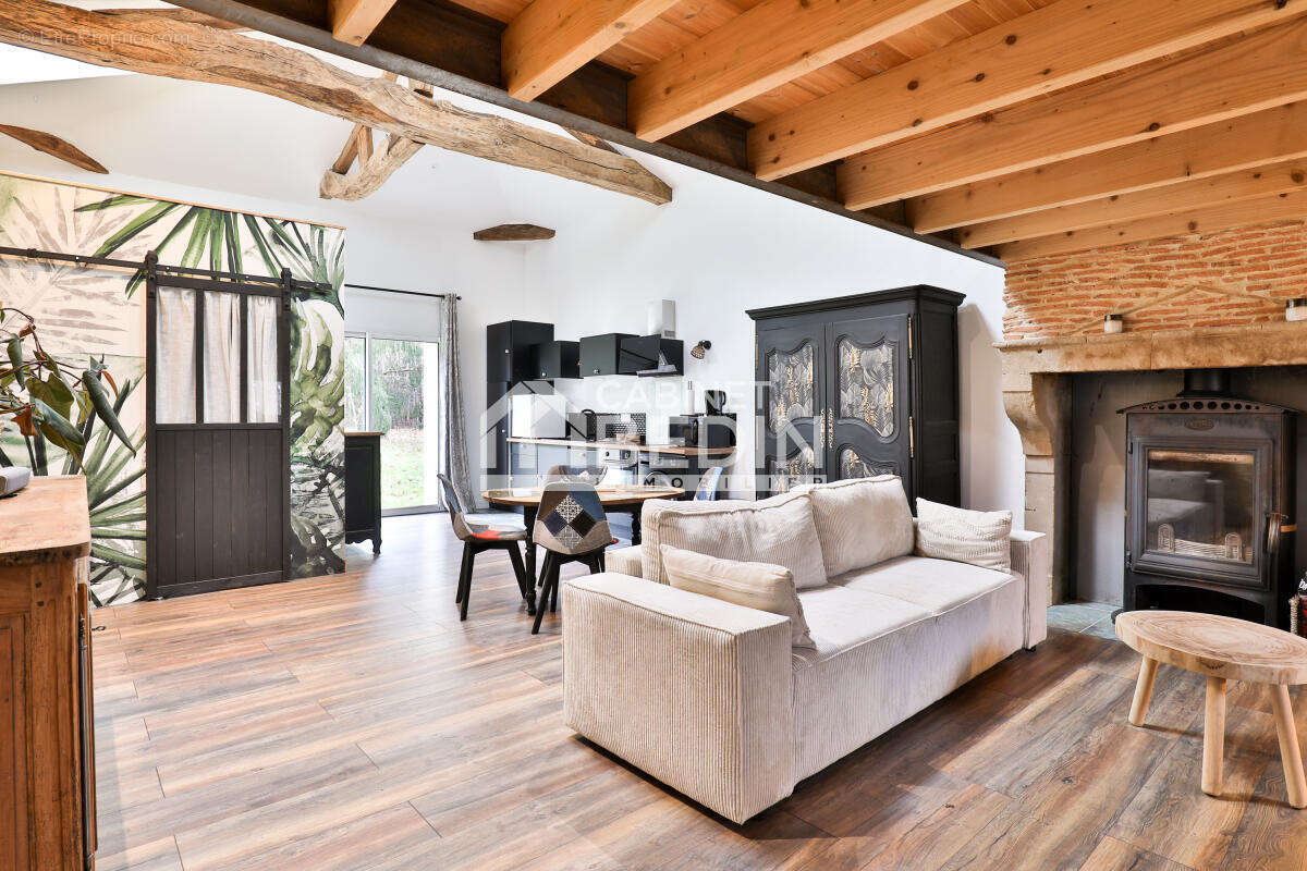 Maison à BERNOS-BEAULAC