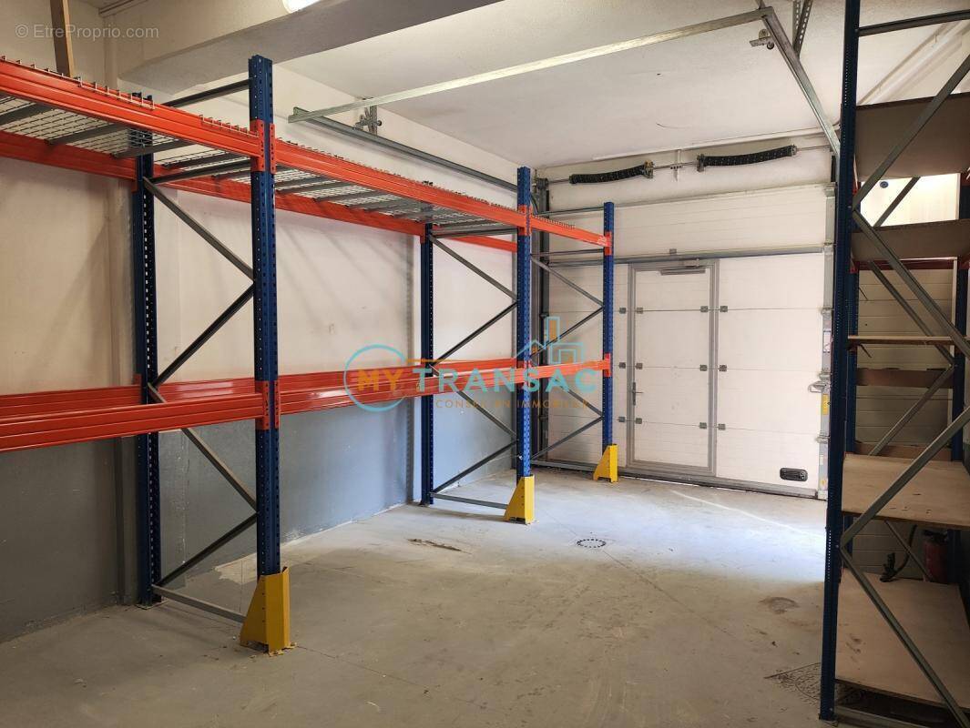 Commerce à BRIE-COMTE-ROBERT