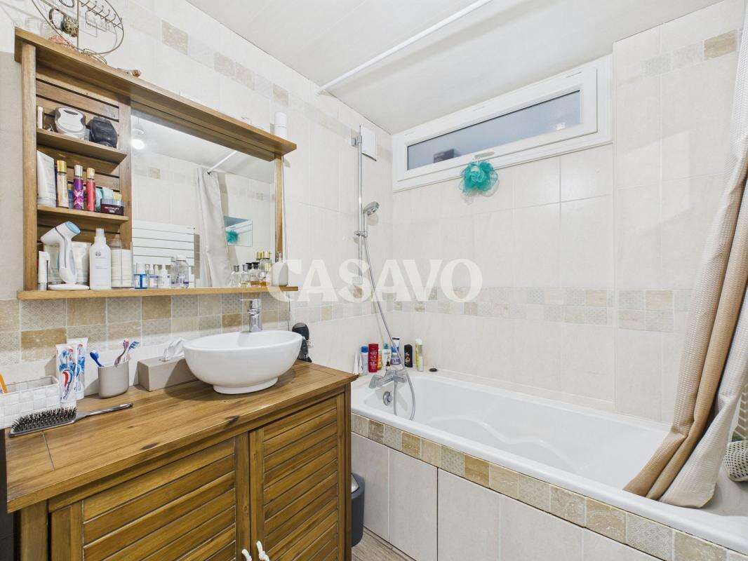 Appartement à LA FRETTE-SUR-SEINE