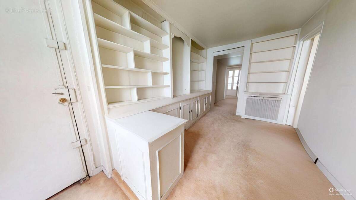 Appartement à PARIS-1E