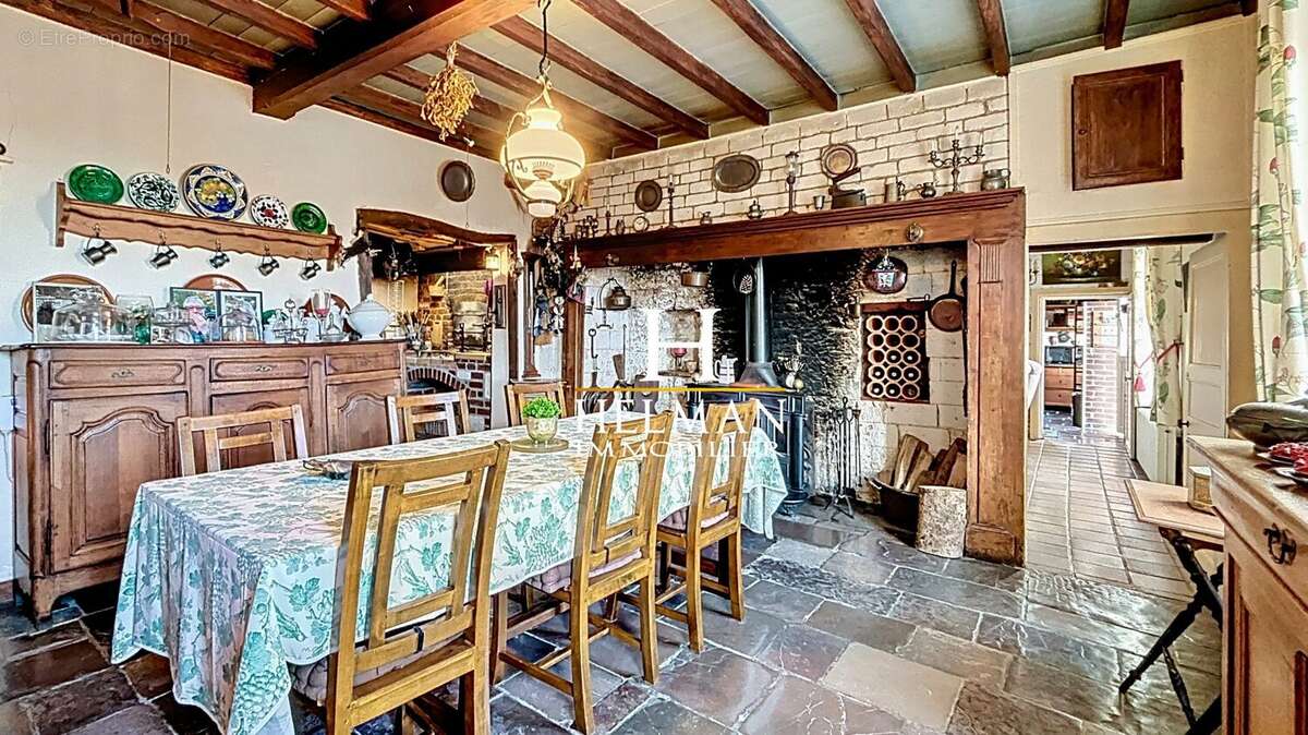 Maison à AVROULT