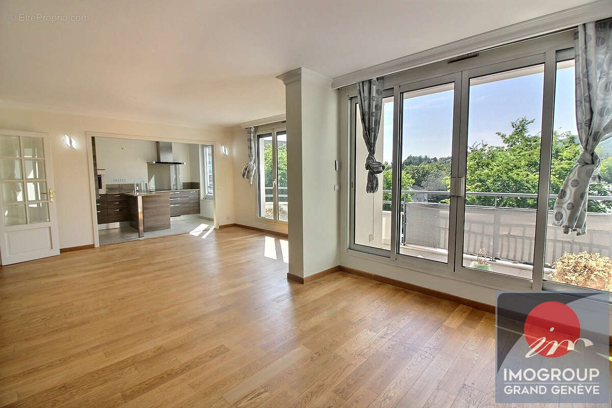 Appartement à DIVONNE-LES-BAINS