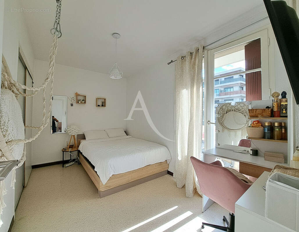 Appartement à CAGNES-SUR-MER