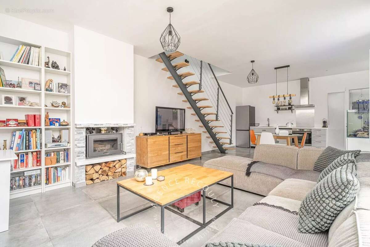 Maison à MARSEILLE-8E