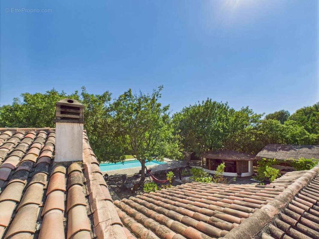 Maison à EGUILLES