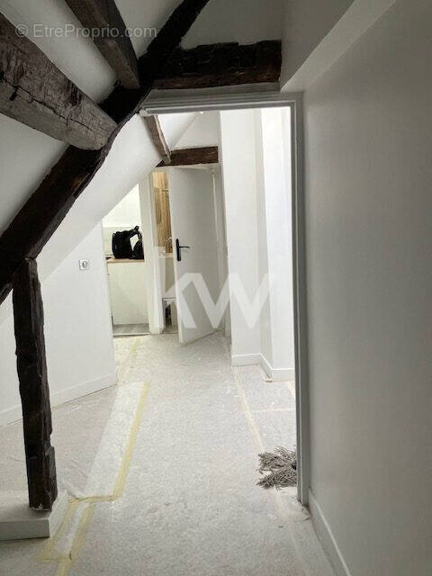 Appartement à PARIS-3E