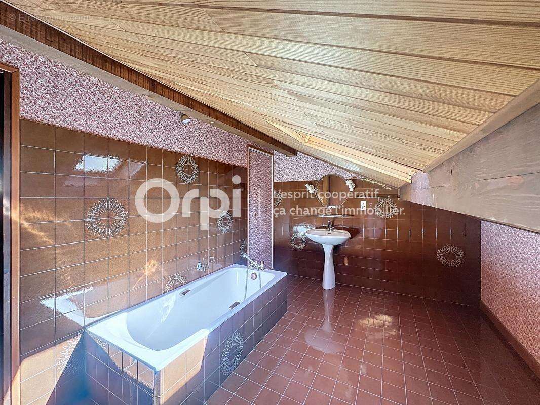 Maison à TOURS-EN-SAVOIE