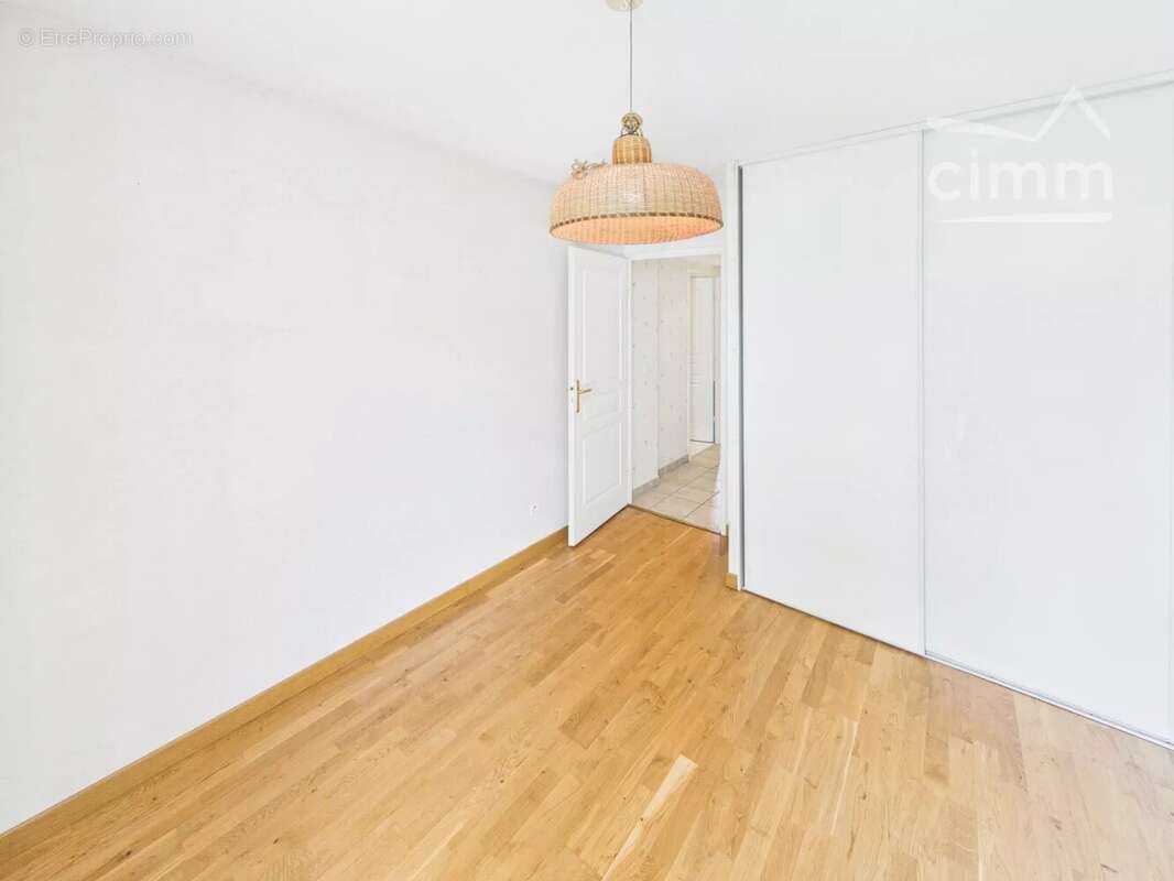 Appartement 4 pièces avec terrasse de 50 m² - photo 11
