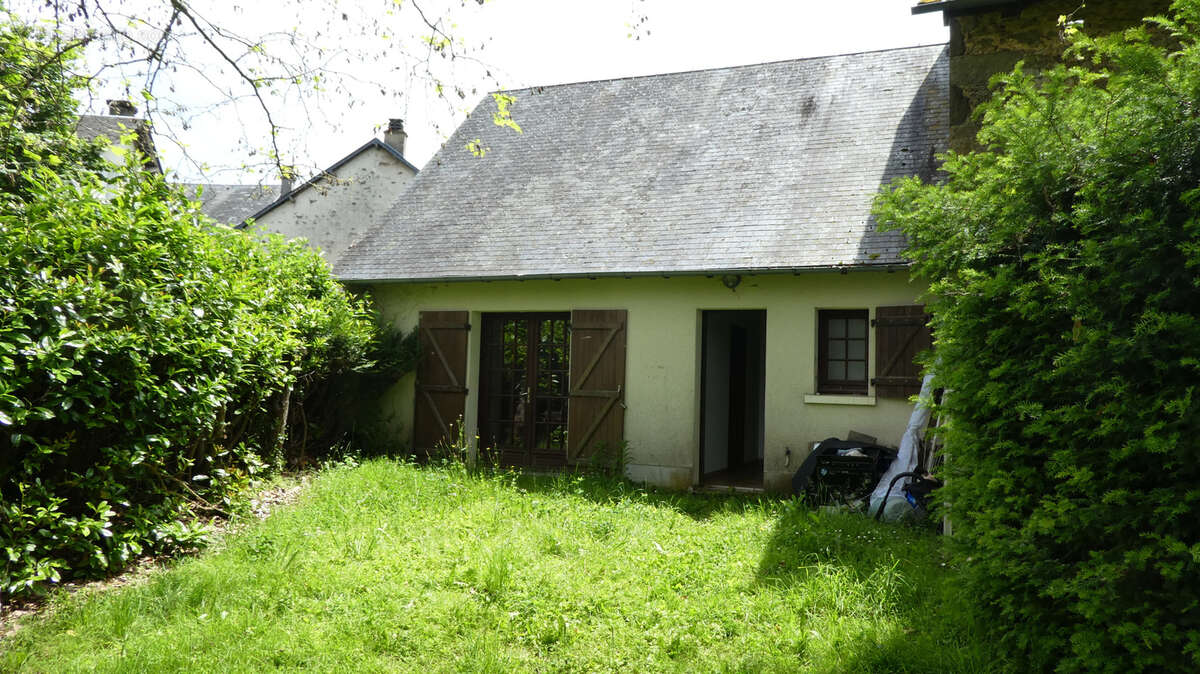 Maison à LA CROISILLE-SUR-BRIANCE