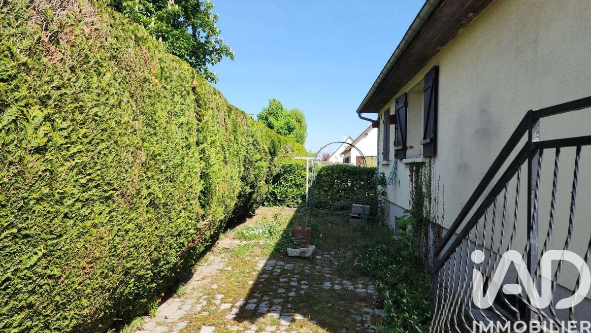 Photo 2 - Maison à SAINT-ETIENNE-DU-ROUVRAY