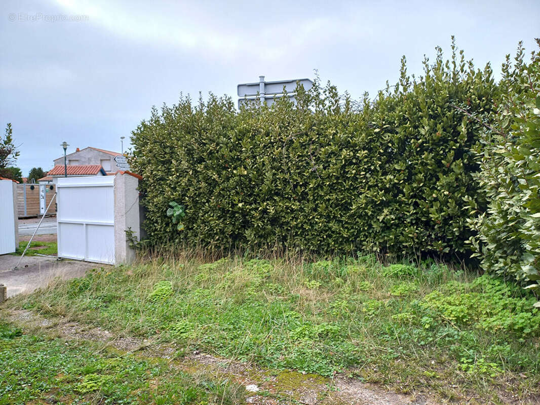 Maison à LA BREE-LES-BAINS