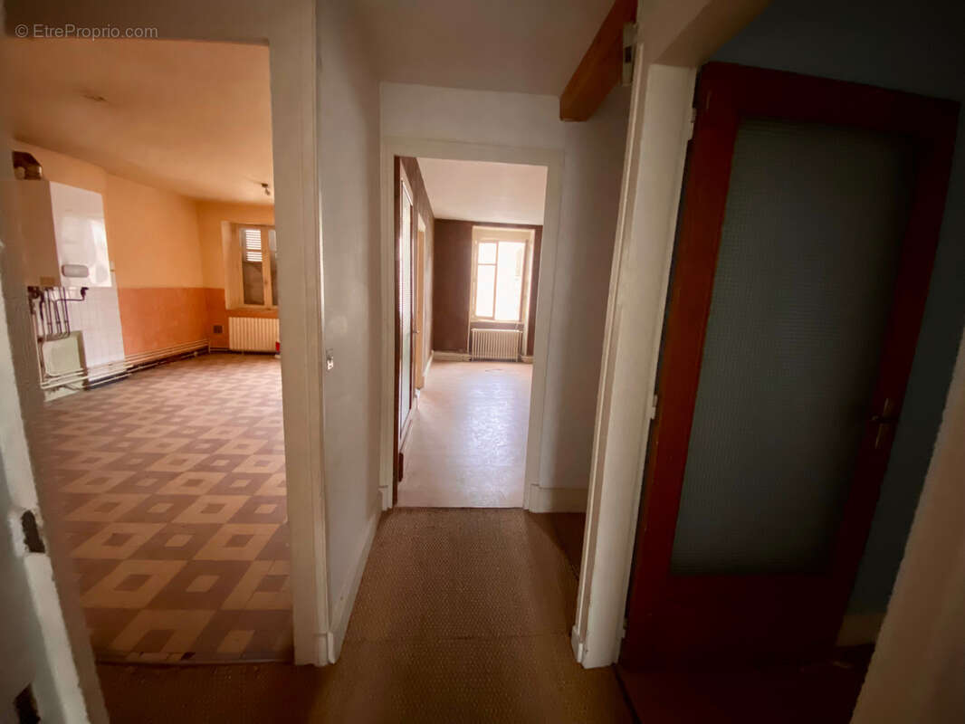 Appartement à DECIZE