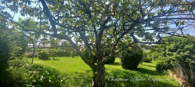 Maison à SAINT-BONNET-DE-JOUX