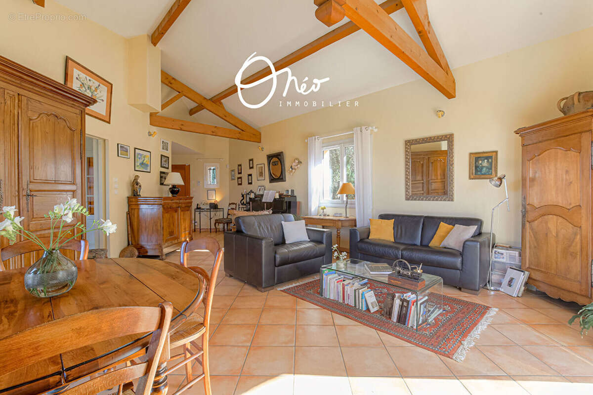 Maison à COMMUNAY