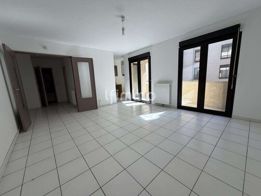 Appartement à CARCASSONNE