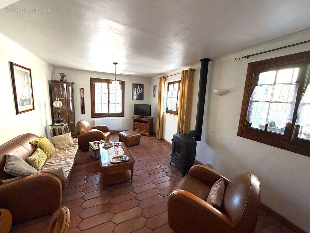Maison à LA MOTTE