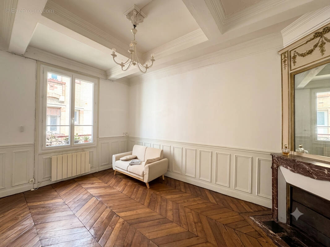 Appartement à PARIS-15E