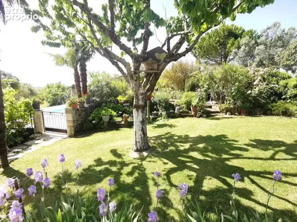 Maison 89 m² à Chenac-Saint-Seurin-D'uzet  - photo 2