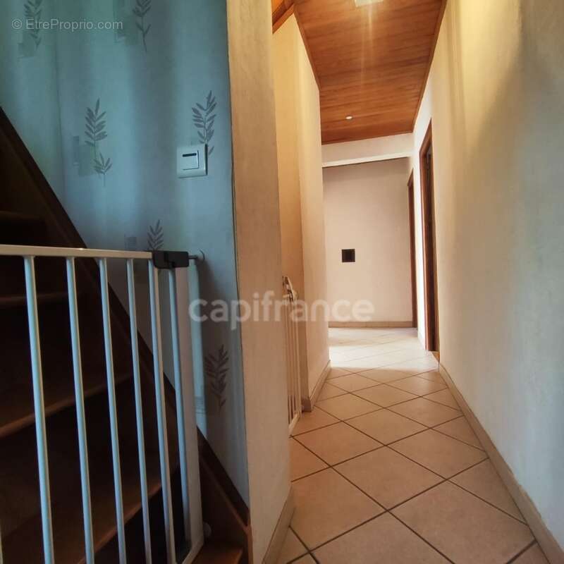 Maison à LES AVENIERES